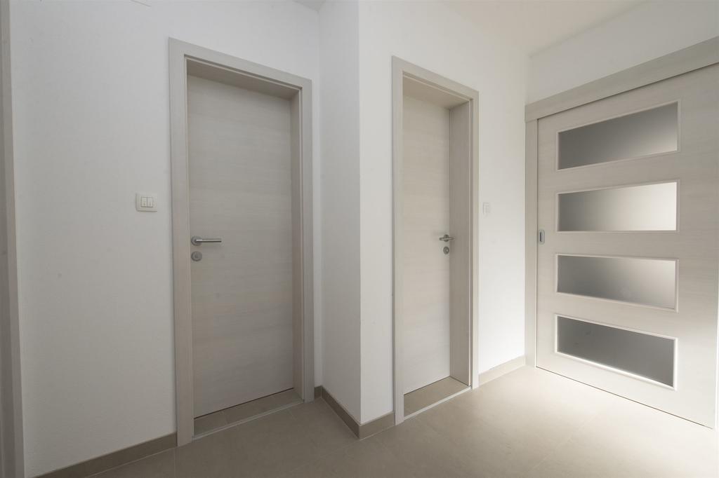 Apartment Jure Slatine Luaran gambar