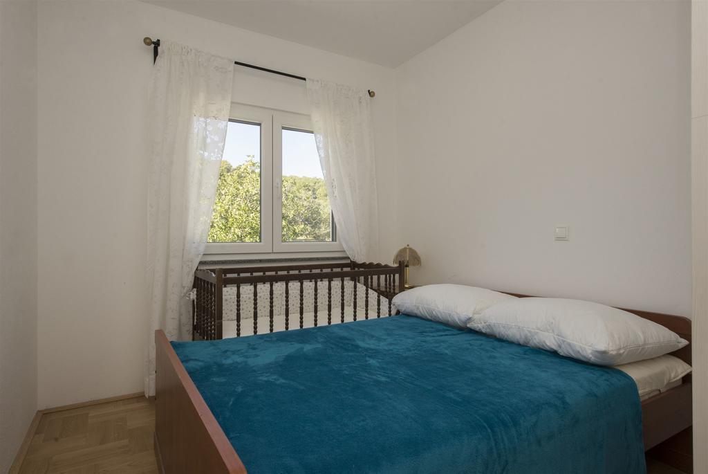 Apartment Jure Slatine Luaran gambar